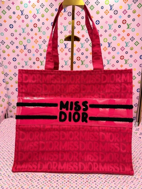 Dior Miss Dior Hot Pink Tote with Black Logo Trim - Picture 2 of 7